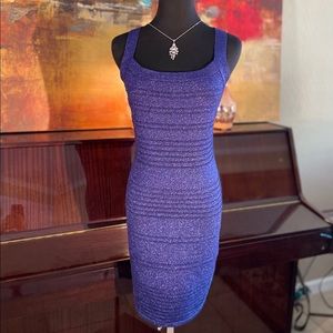 Curves Girl! 1x Blue Sparkle Bodycon by Forever 21